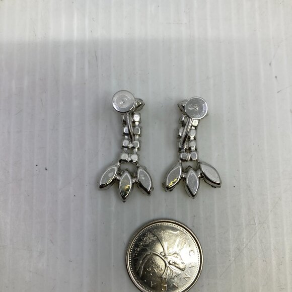Vtg 1950 rhinestone wedding bridal dangle earrings - Picture 4 of 4